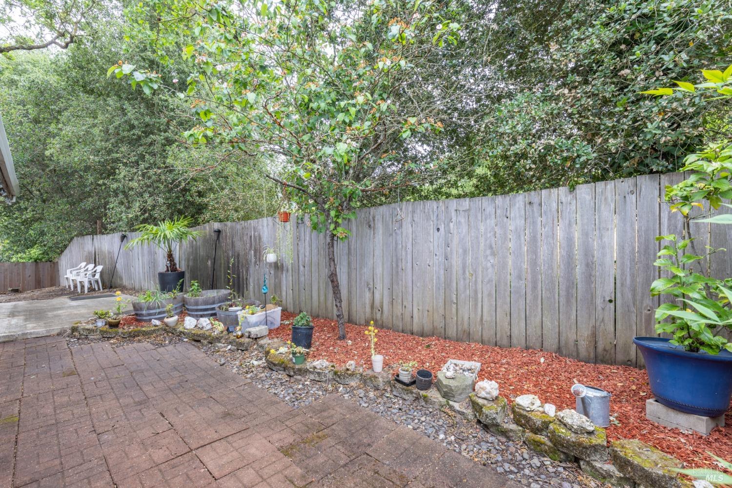 2208-2210 Mesquite Dr