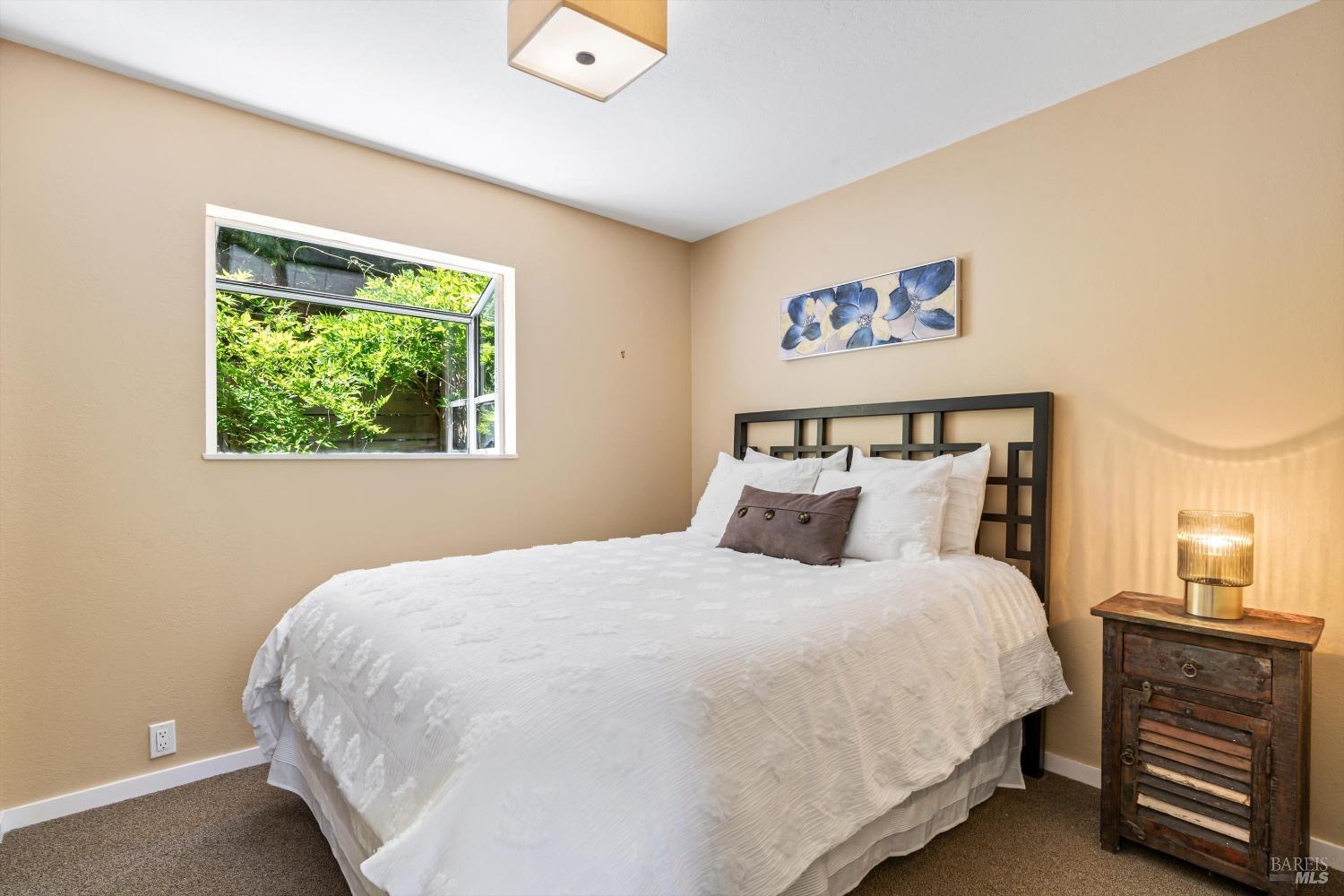 2367 N Fitch Mountain Rd