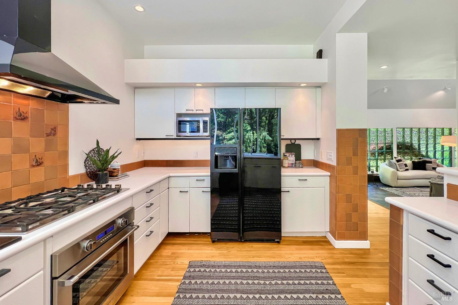 16100 Fern Way