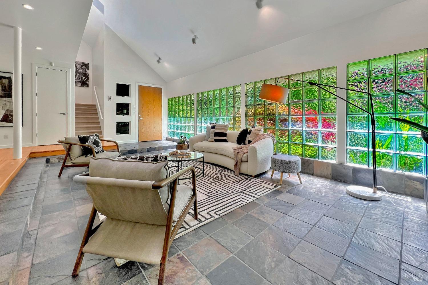 16100 Fern Way