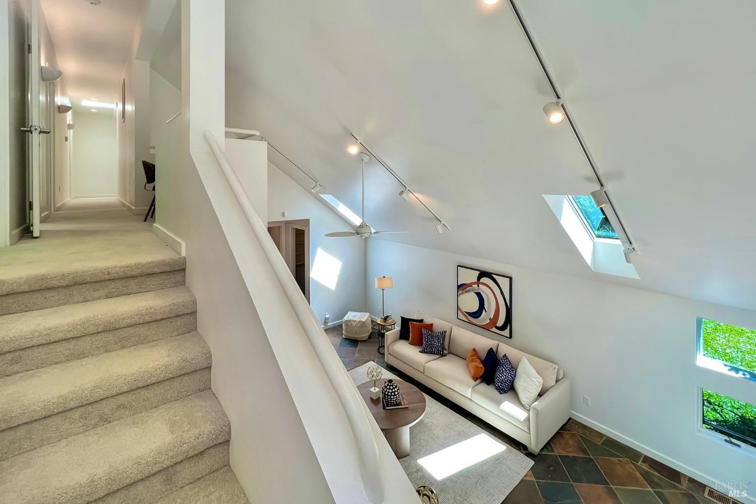 16100 Fern Way