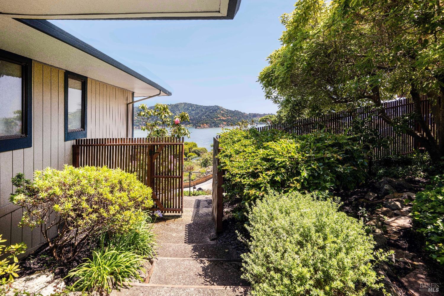 2351 Spanish Trail Rd