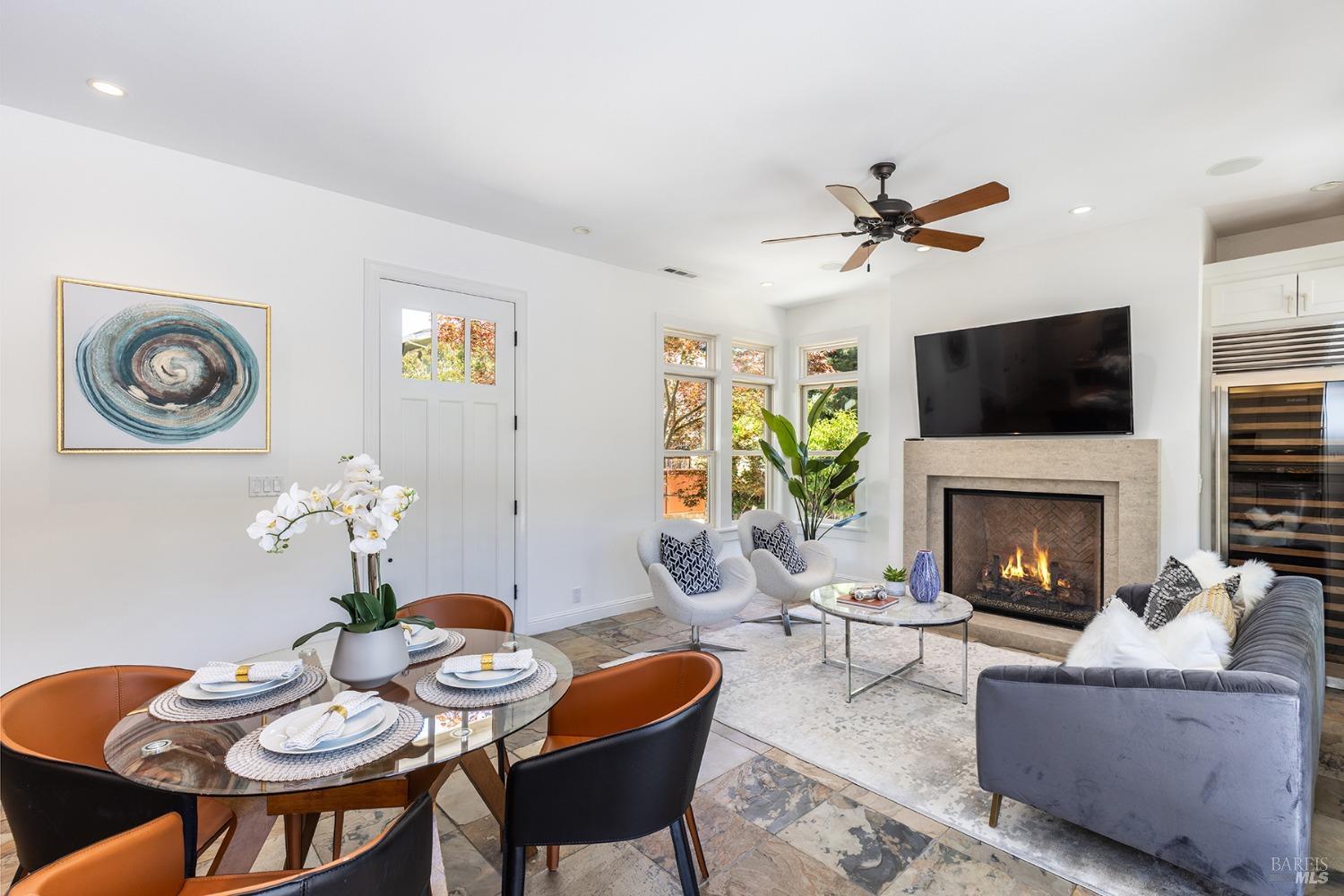6703 Mesa Court