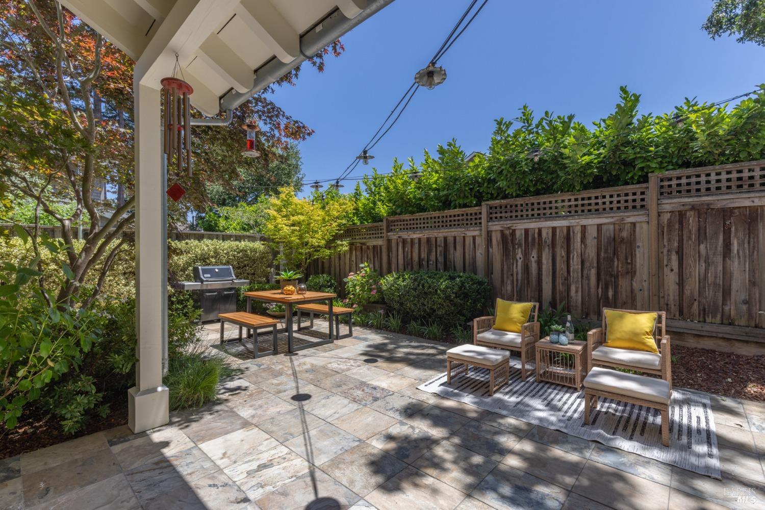 6703 Mesa Court