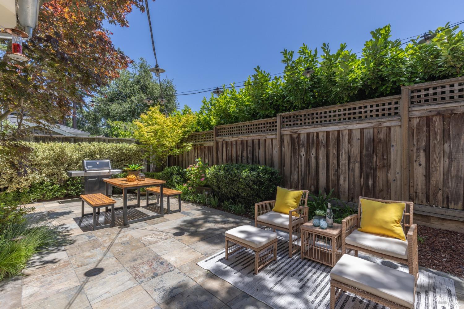 6703 Mesa Court