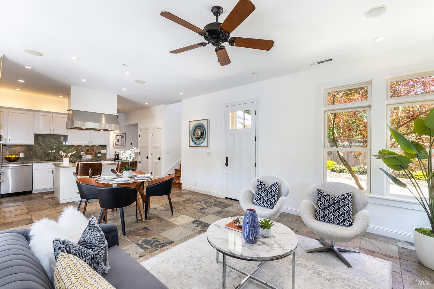 6703 Mesa Court