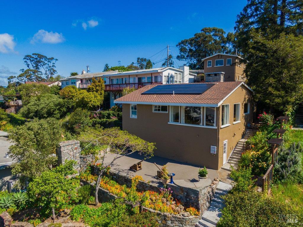 28 Marina Court Drive