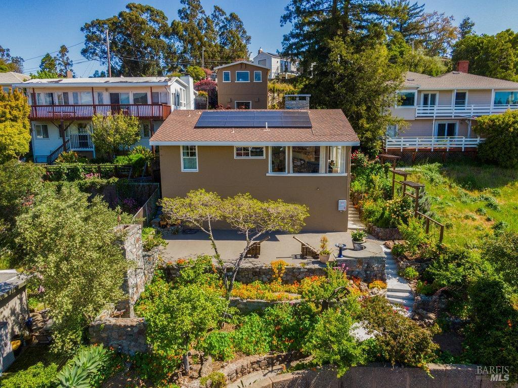 28 Marina Court Drive