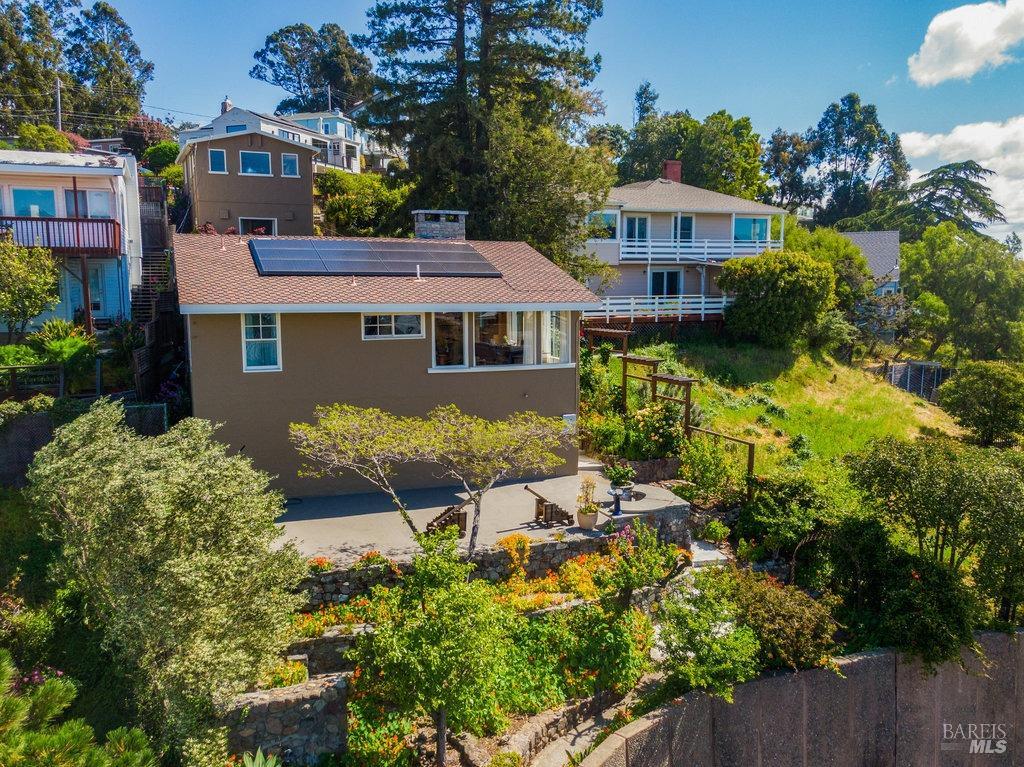 28 Marina Court Drive