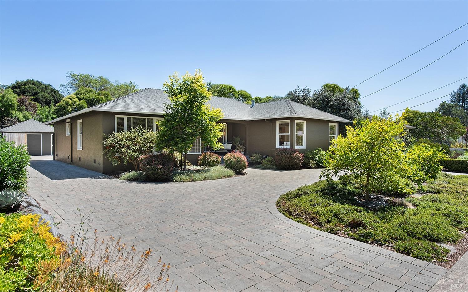1064 Vallejo St