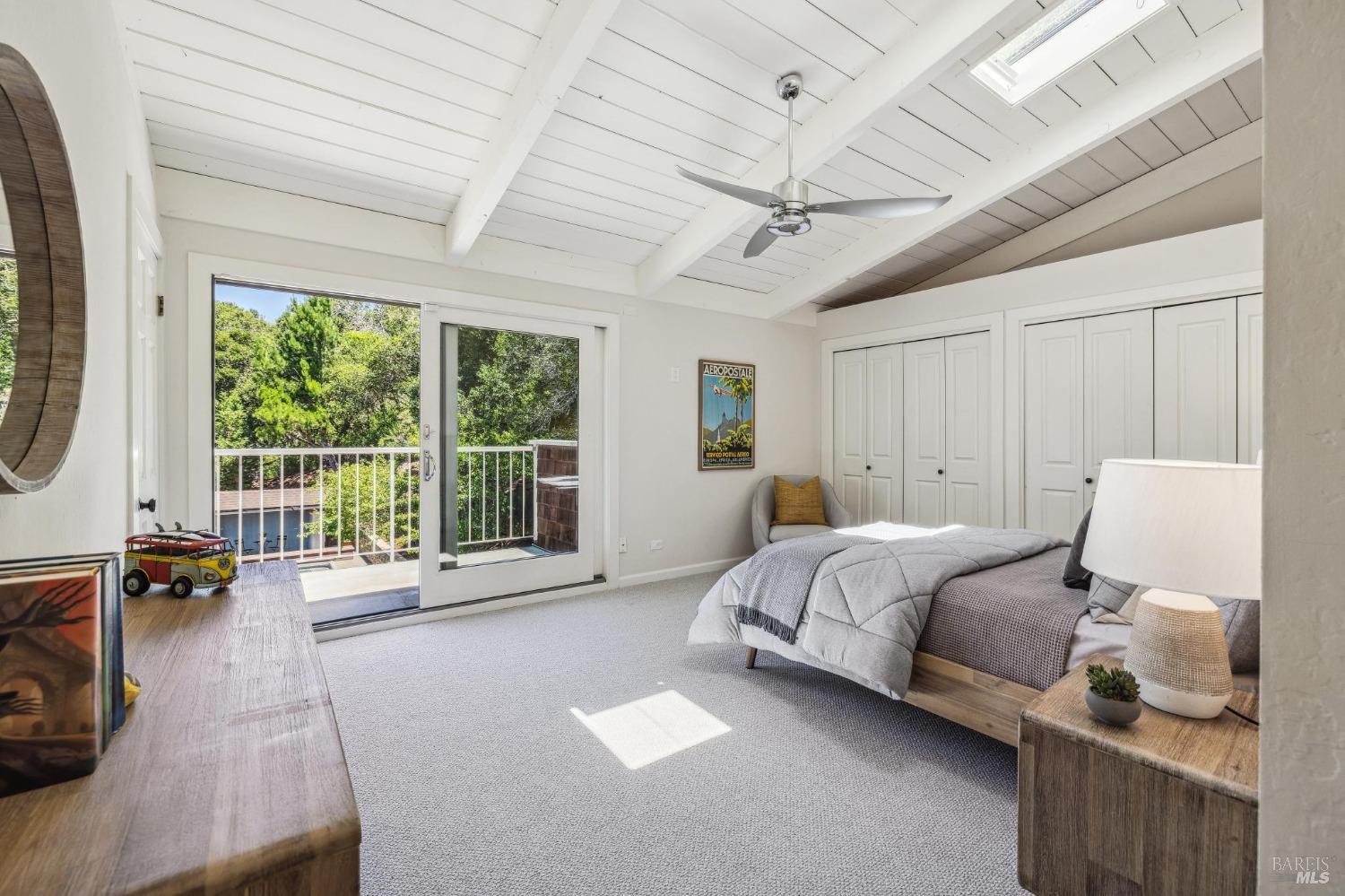 1676 Indian Valley Rd