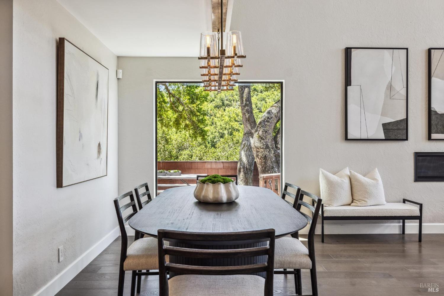 1676 Indian Valley Rd