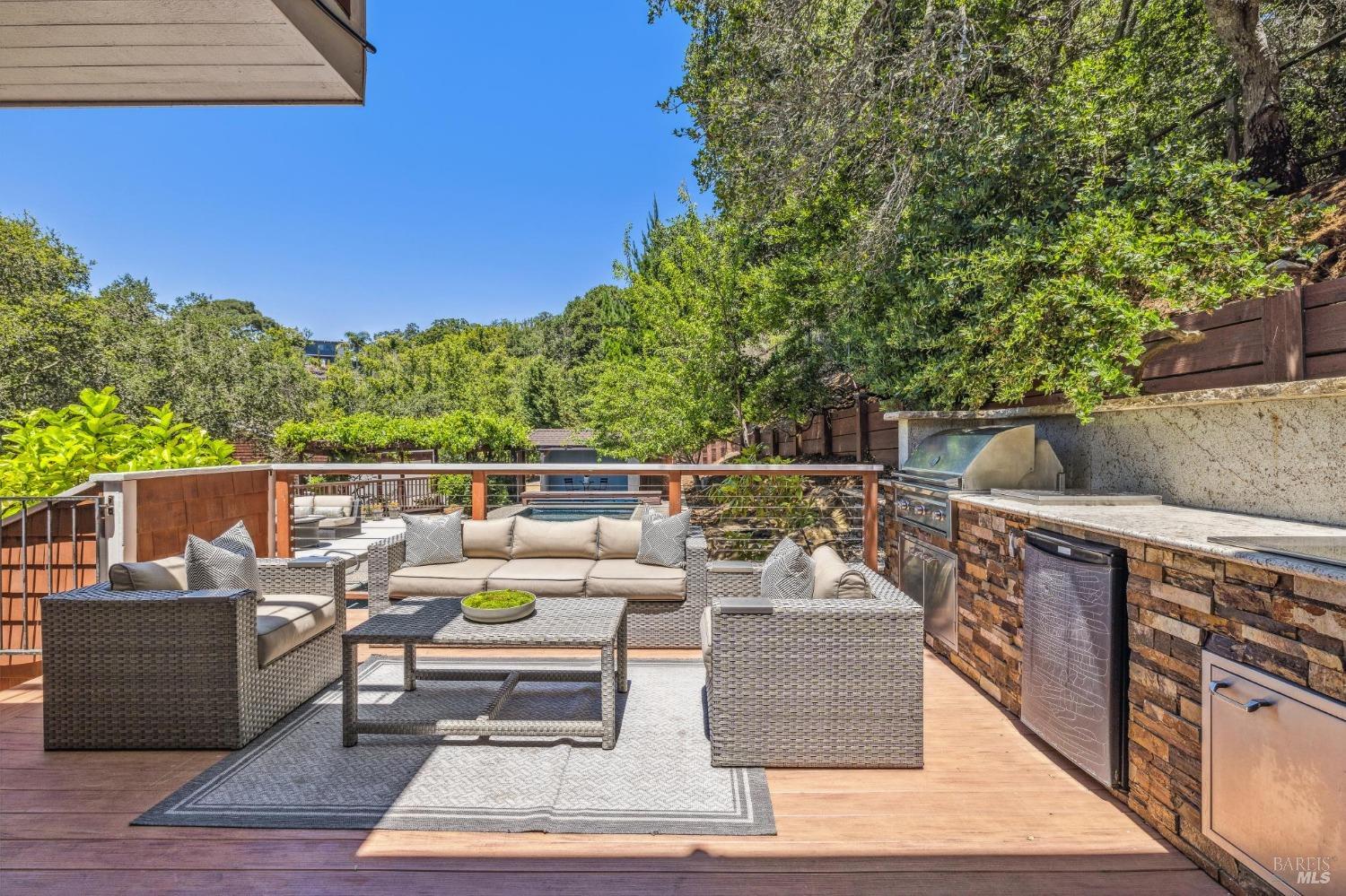 1676 Indian Valley Rd