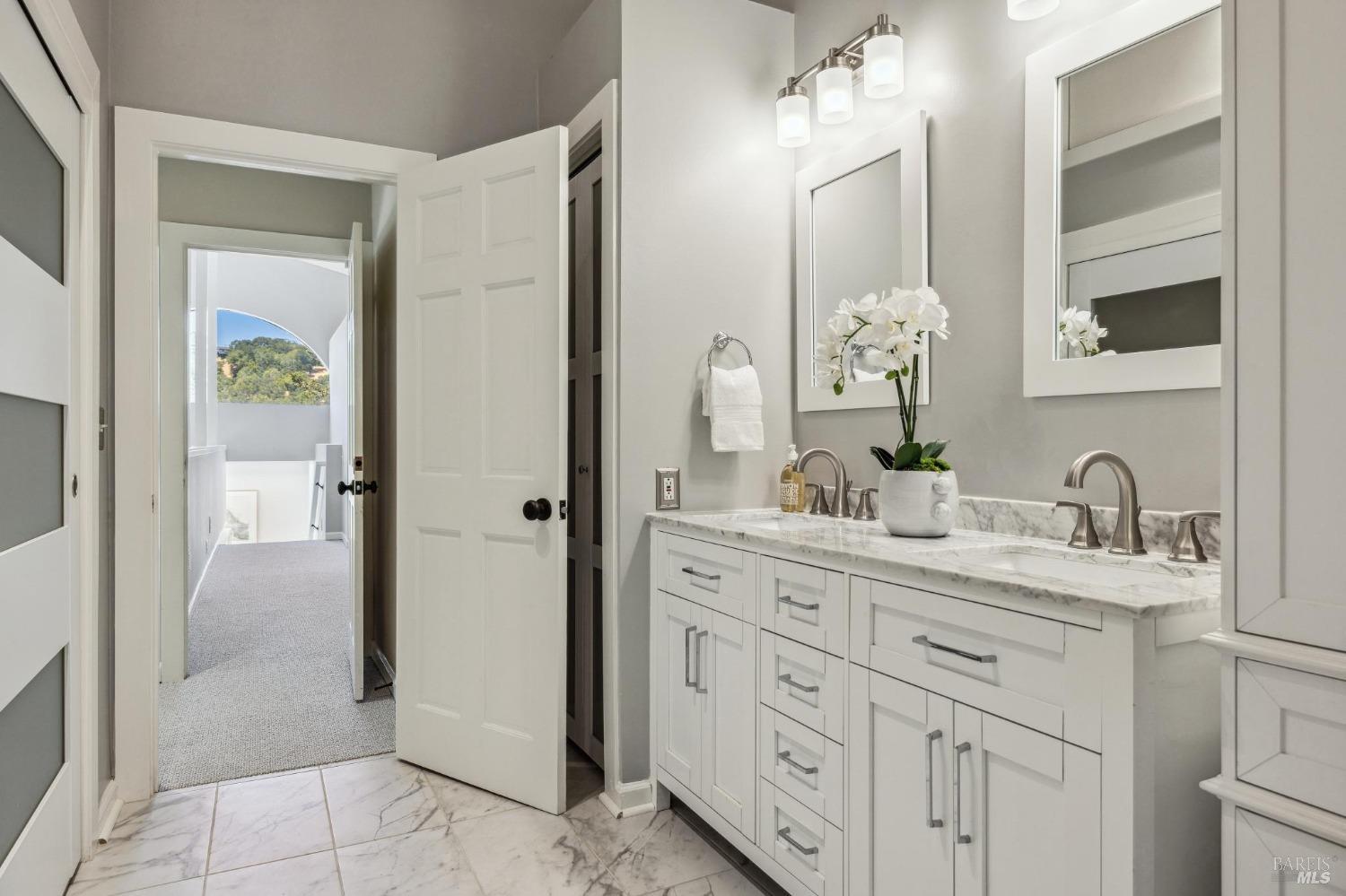 1676 Indian Valley Rd