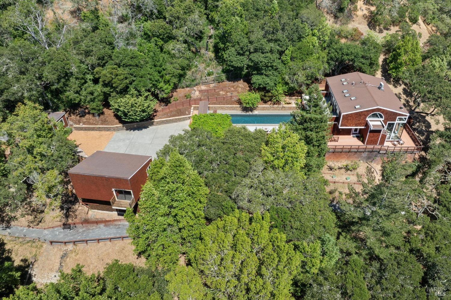 1676 Indian Valley Rd