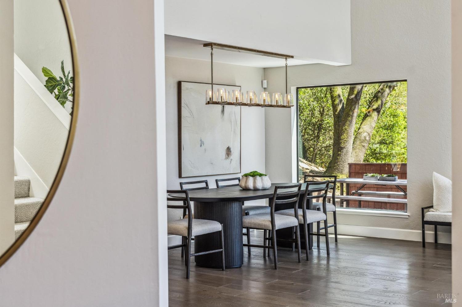 1676 Indian Valley Rd