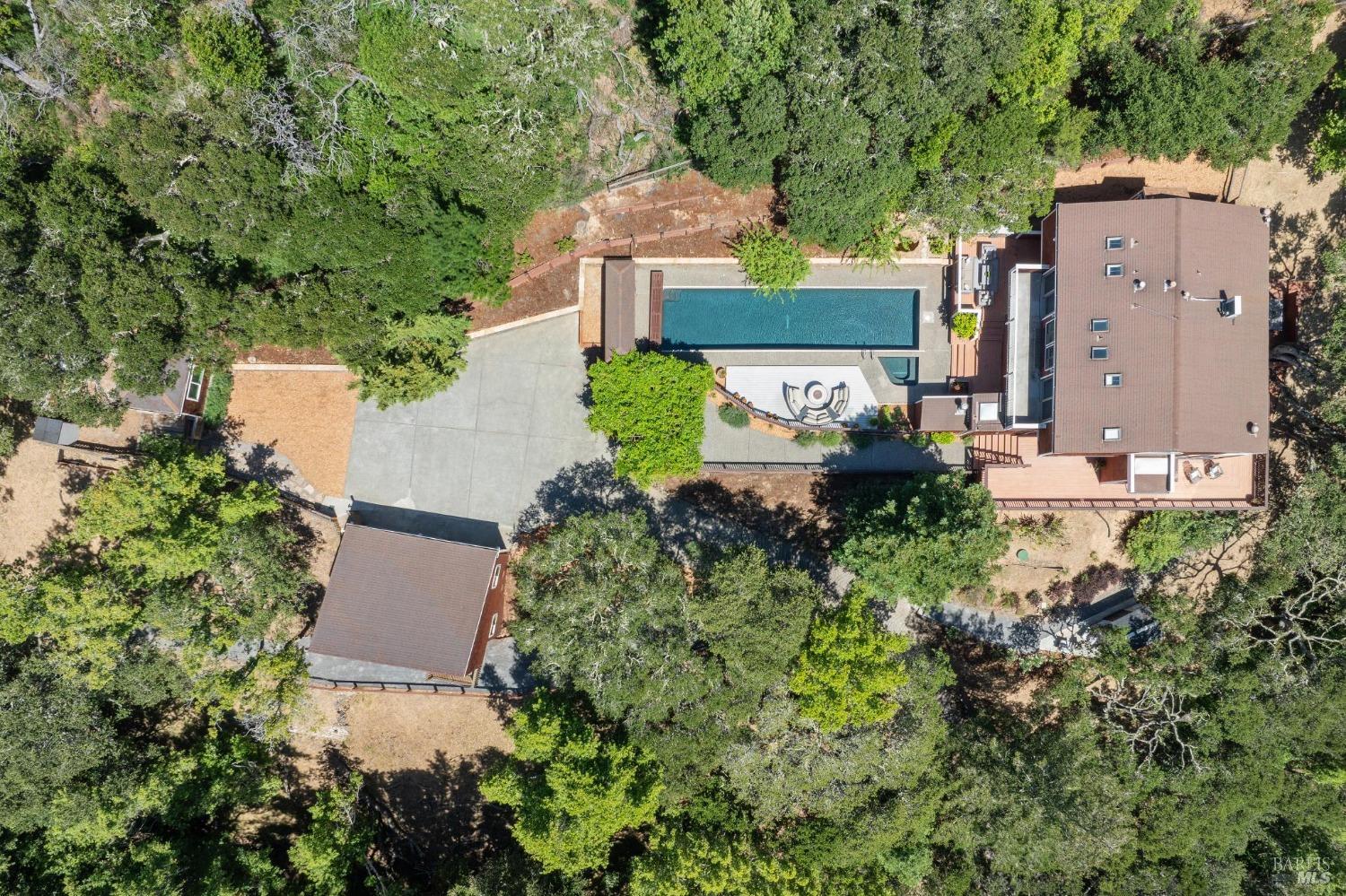 1676 Indian Valley Rd