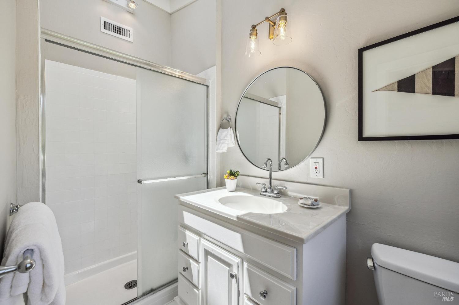 1676 Indian Valley Rd