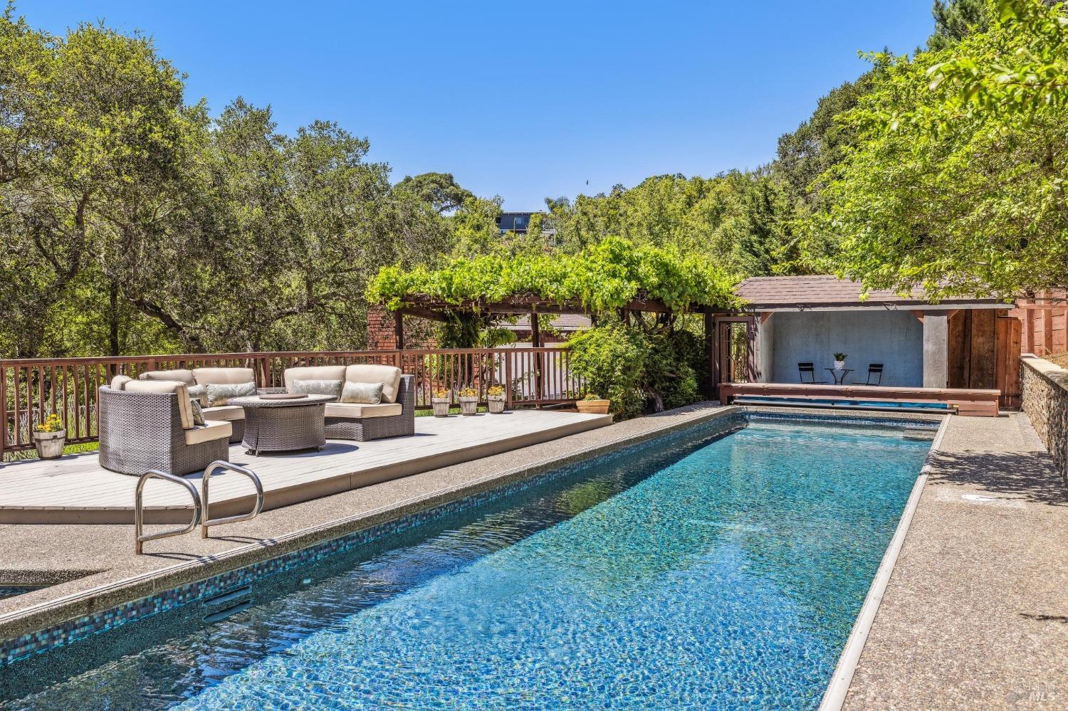 1676 Indian Valley Rd