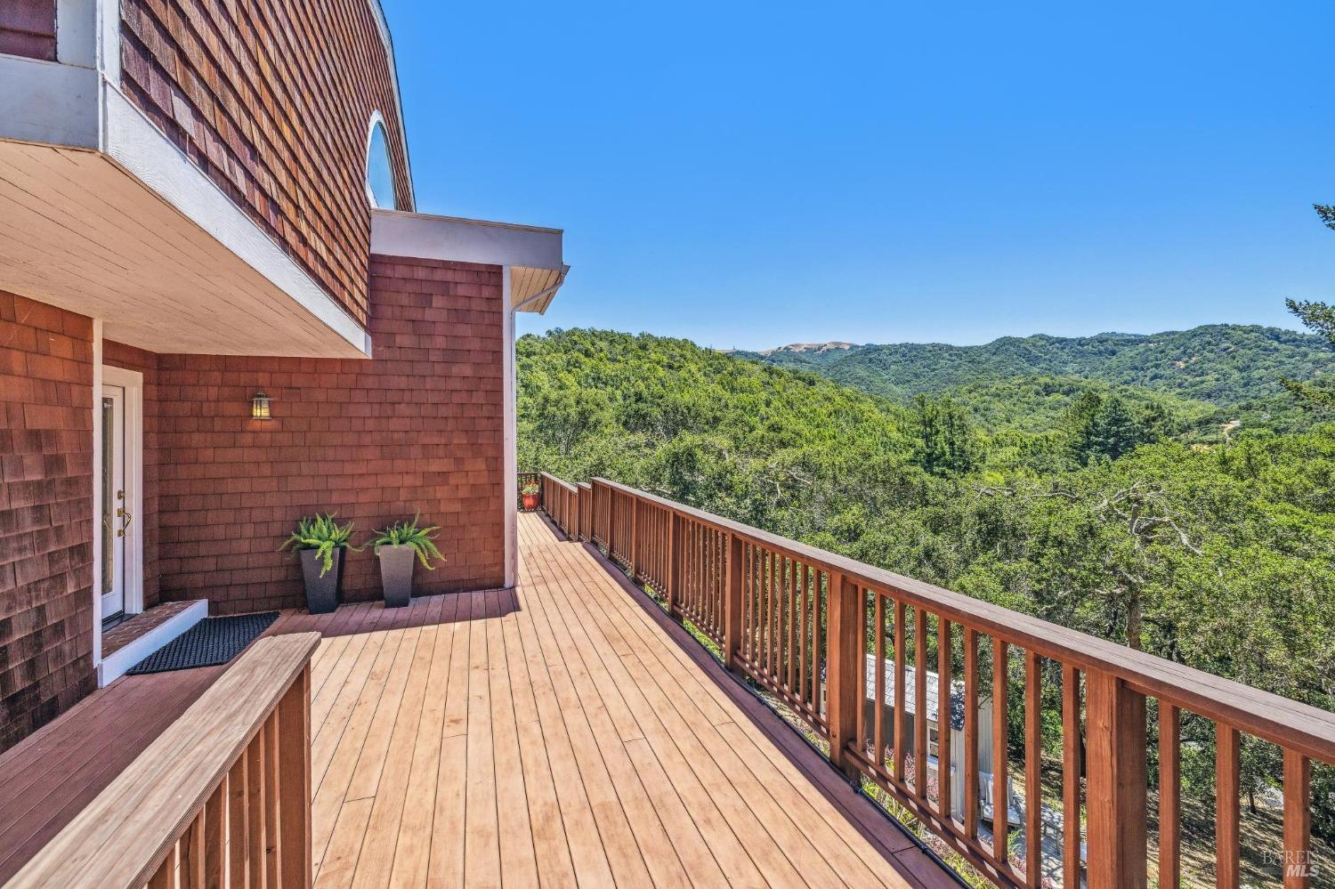 1676 Indian Valley Rd