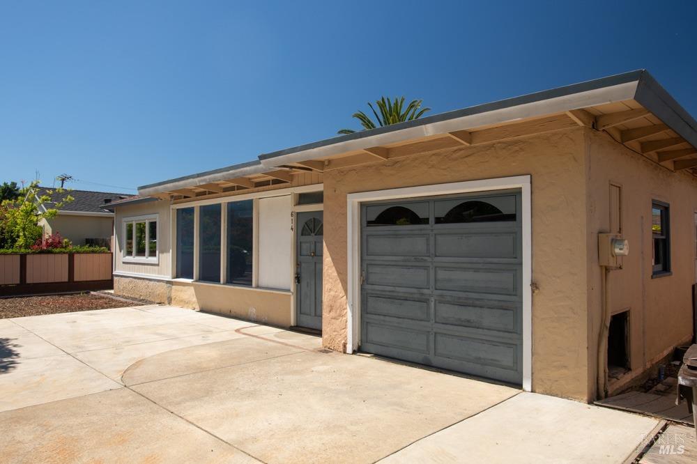 614 Tamalpais Dr