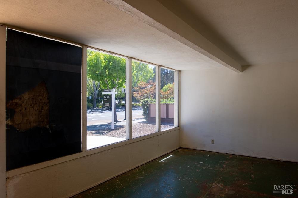614 Tamalpais Dr