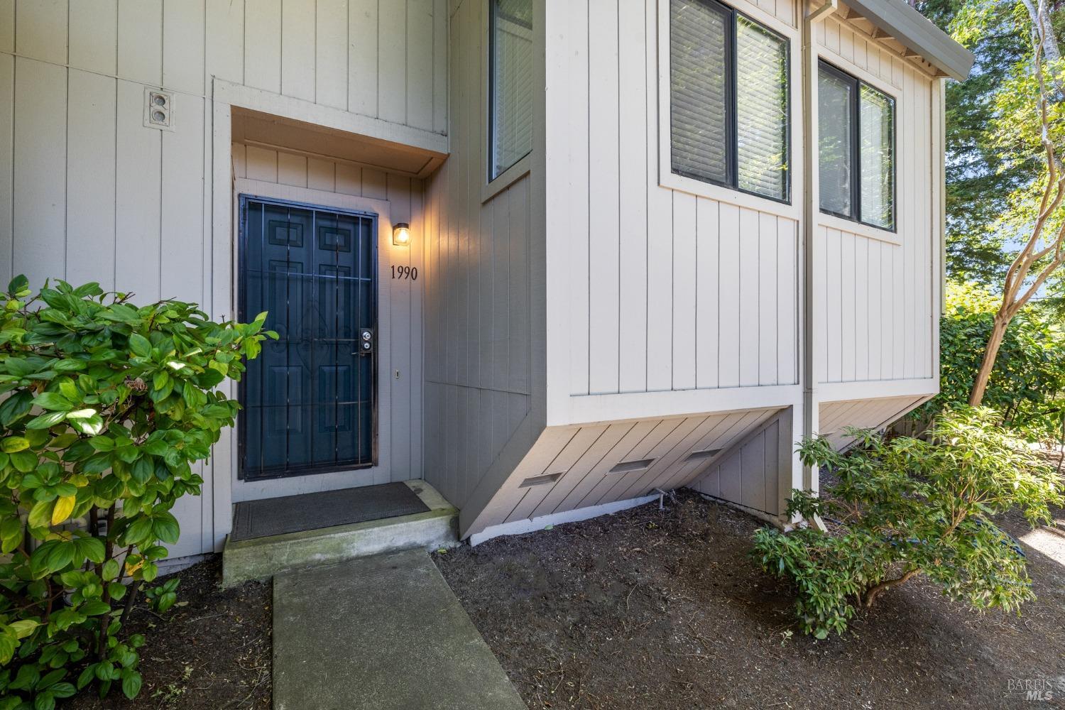 1990 Windmill Circle