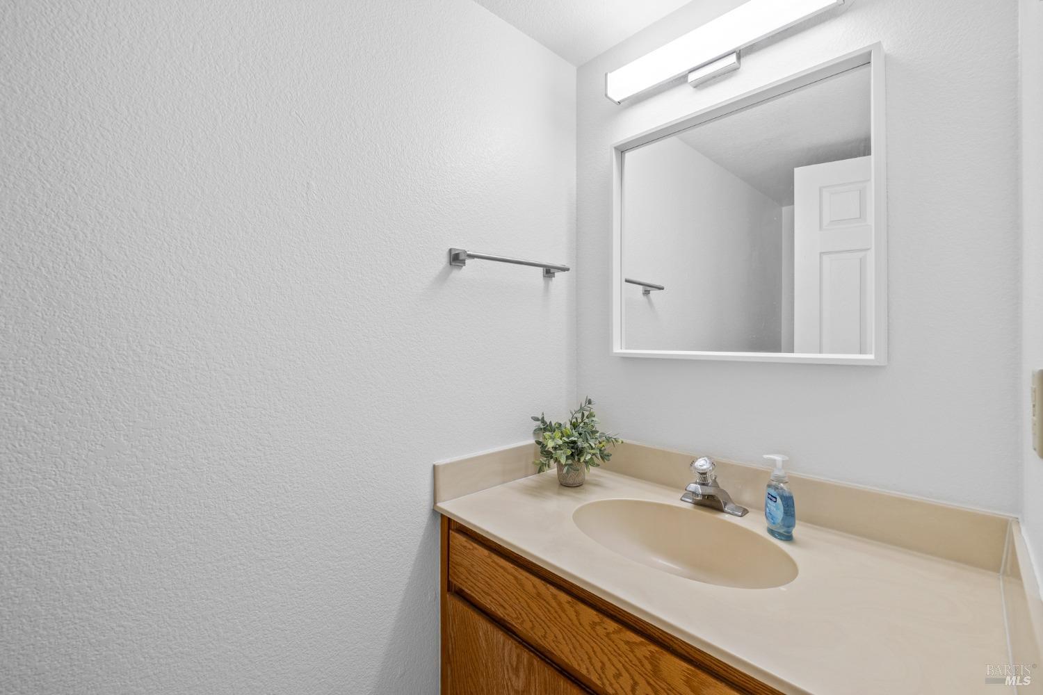 1990 Windmill Circle