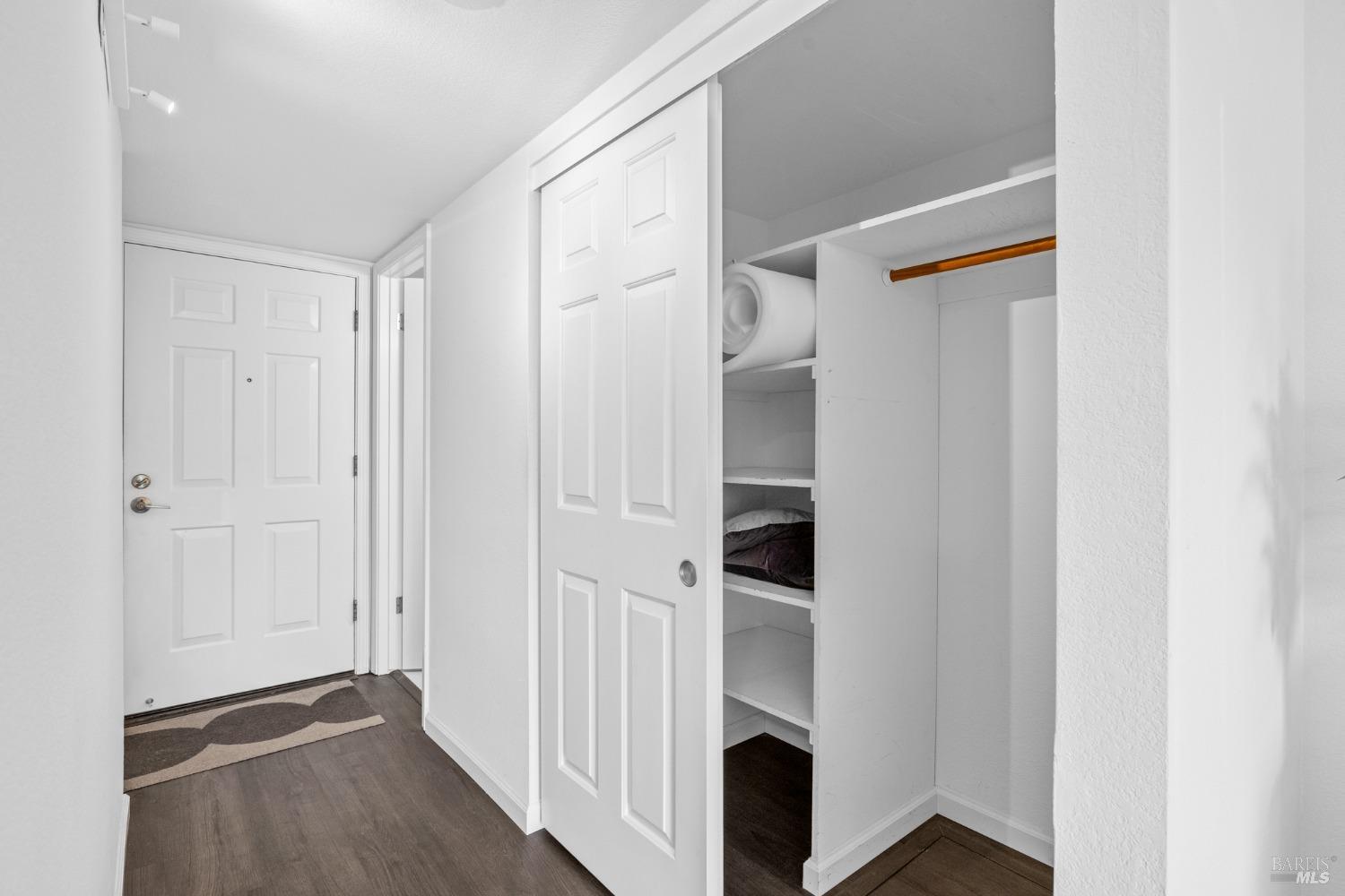 1990 Windmill Circle