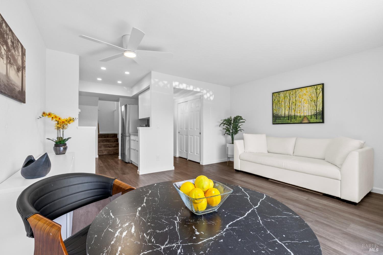 1990 Windmill Circle