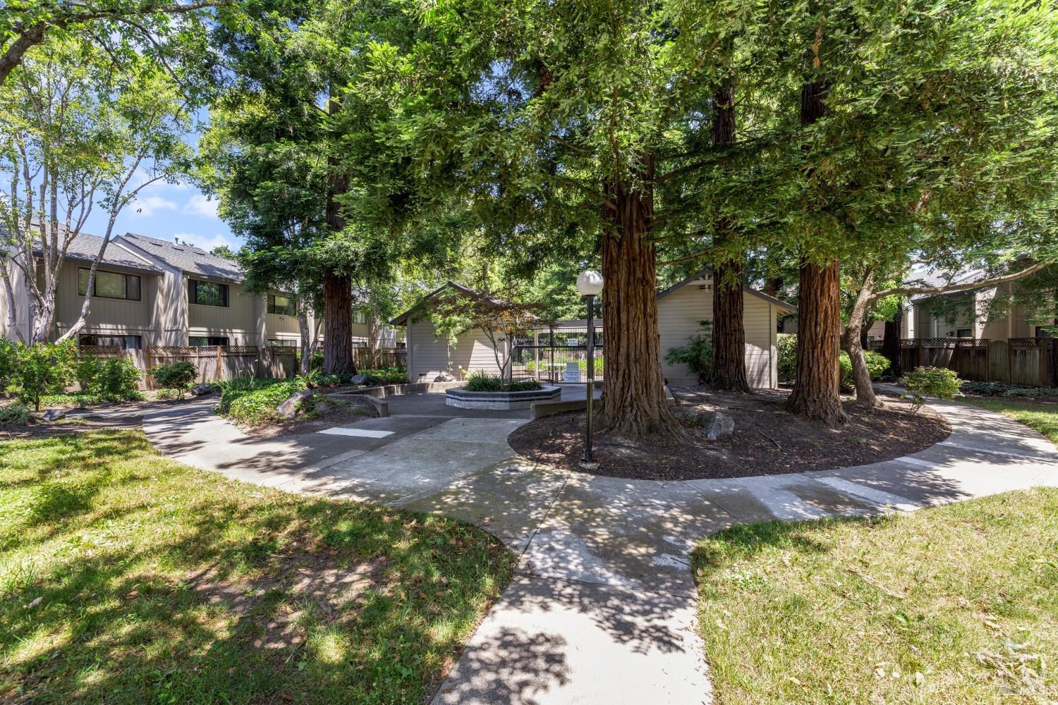 1990 Windmill Circle