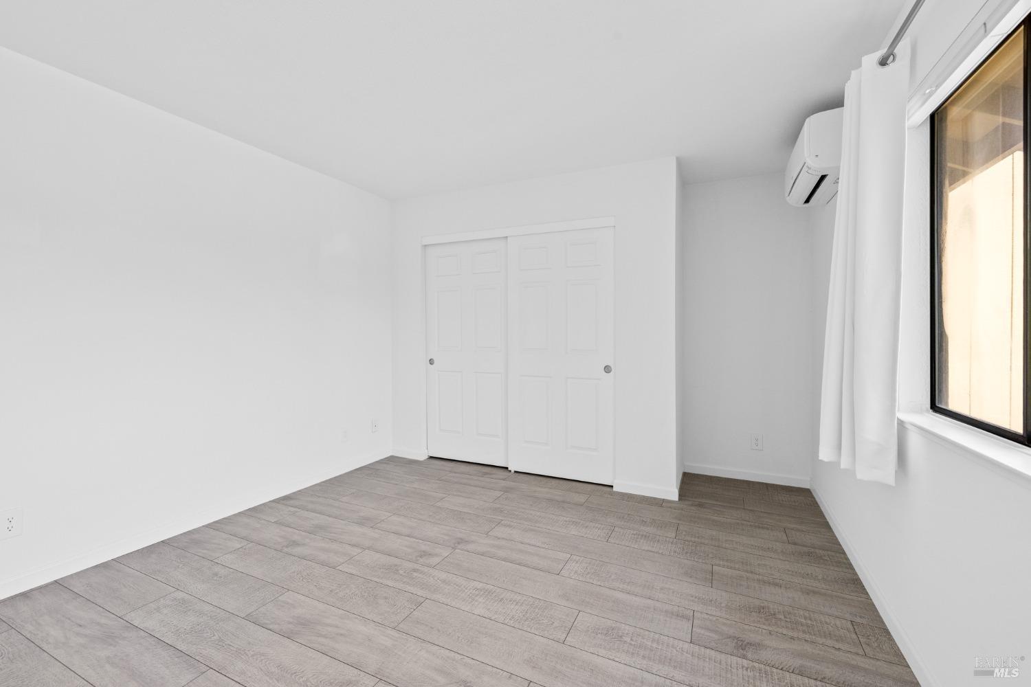 1990 Windmill Circle