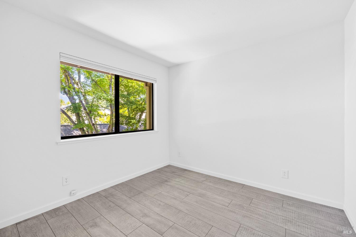 1990 Windmill Circle