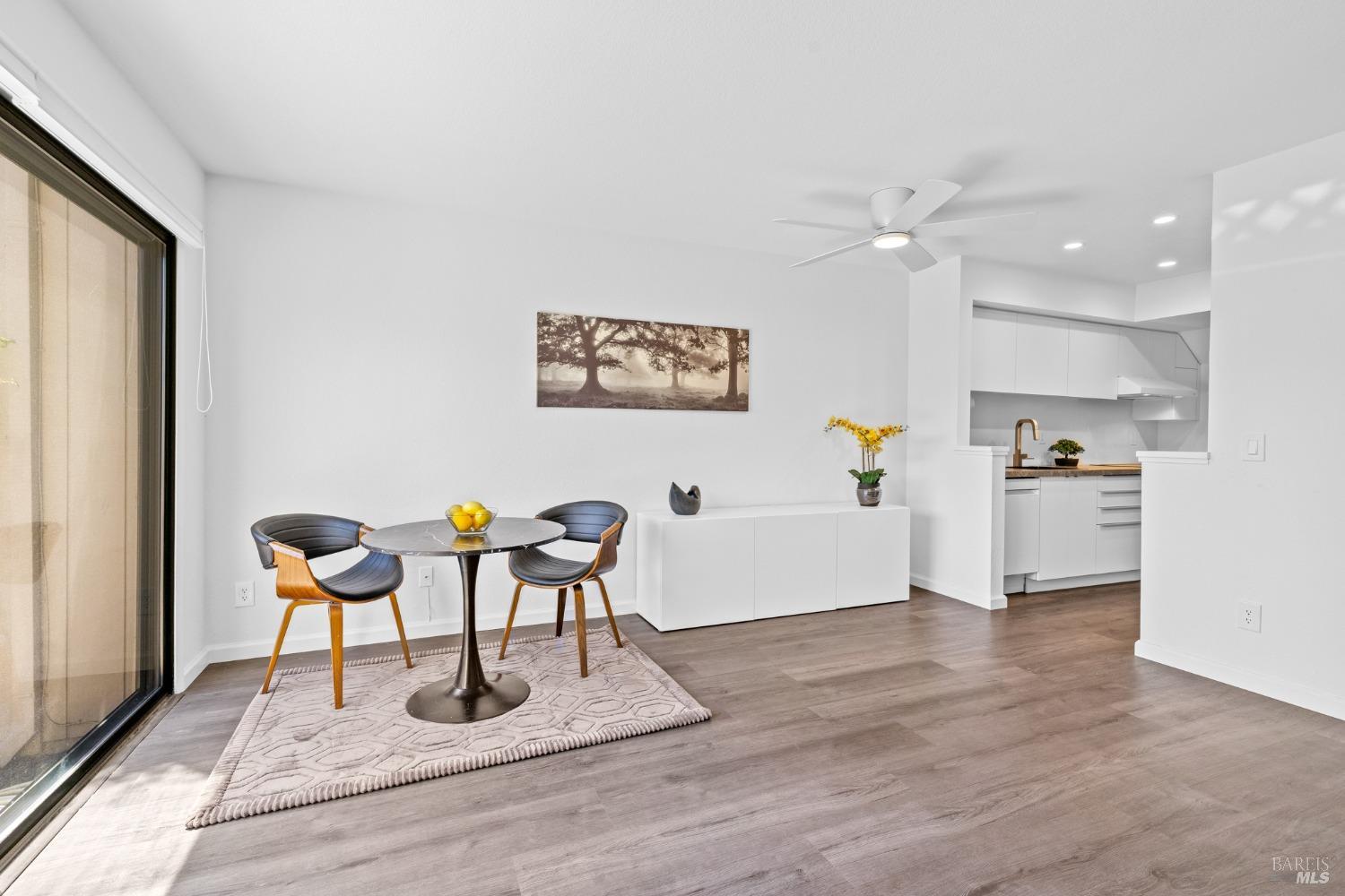 1990 Windmill Circle