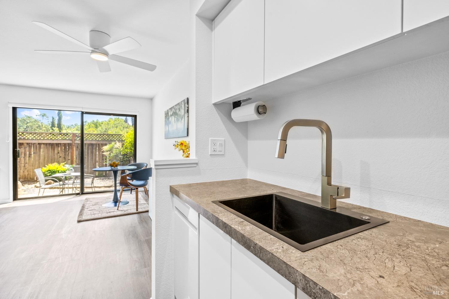 1990 Windmill Circle