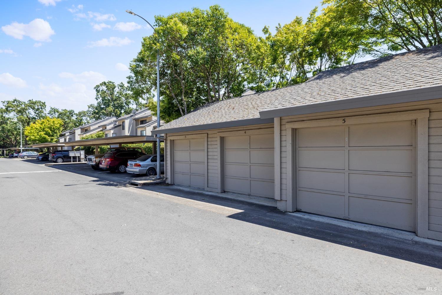 1990 Windmill Circle