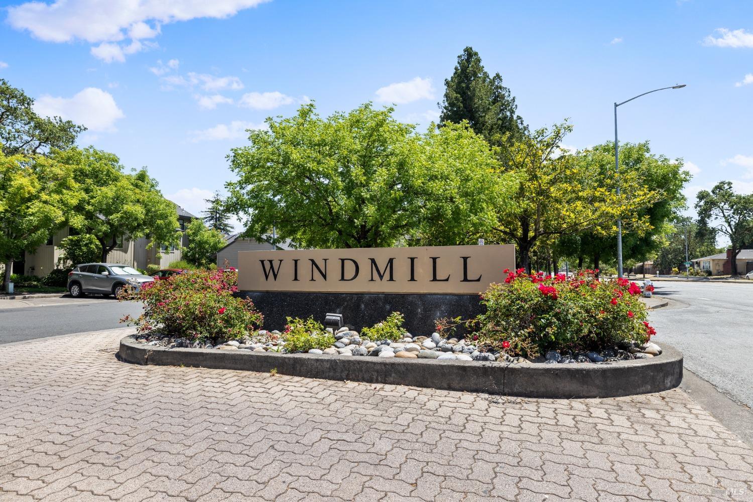 1990 Windmill Circle