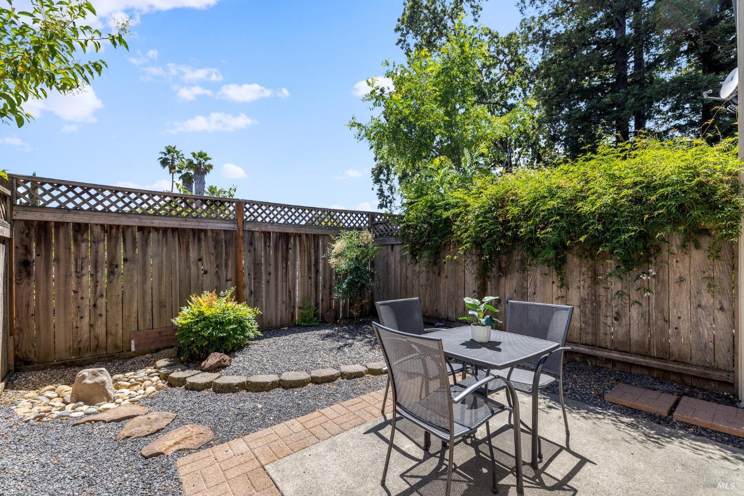 1990 Windmill Circle