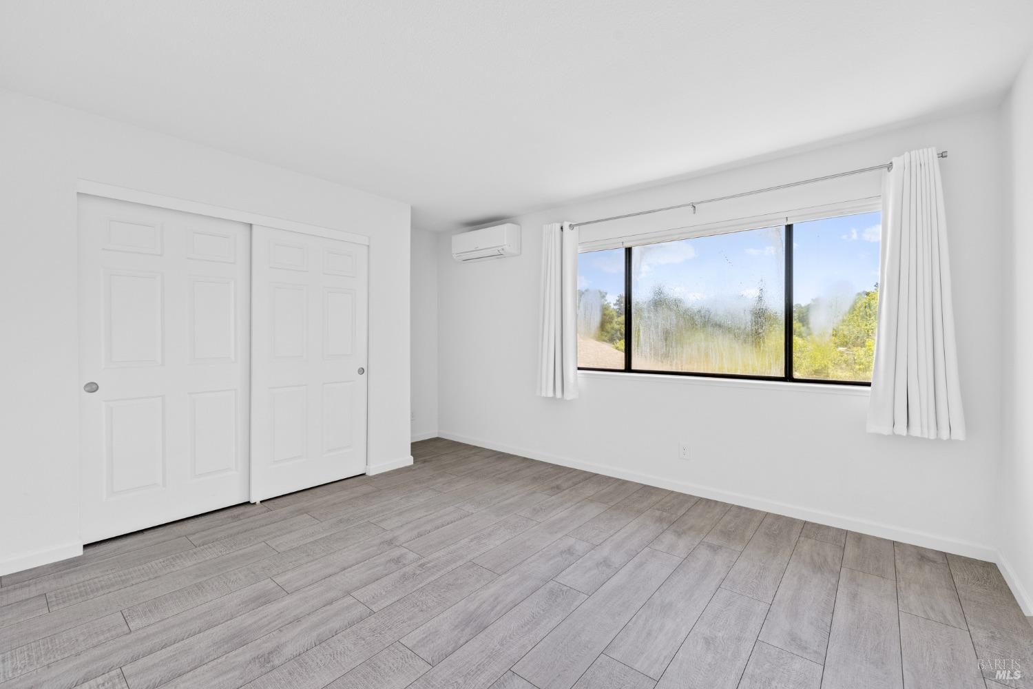 1990 Windmill Circle