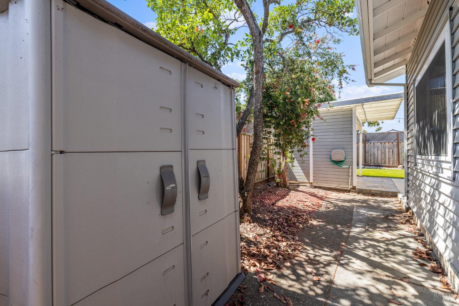 927 Jack London Drive