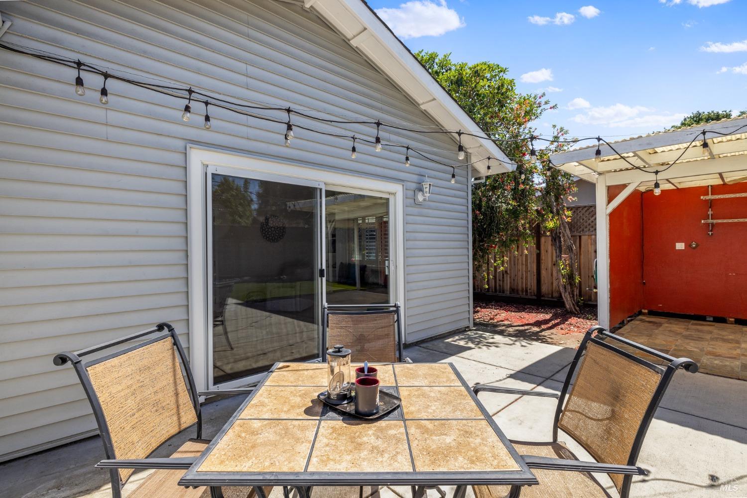 927 Jack London Drive