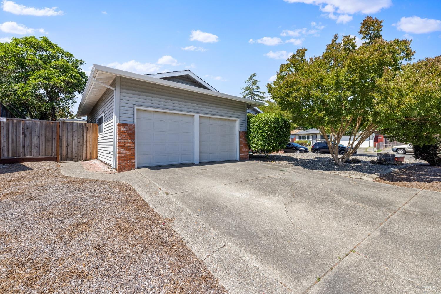 927 Jack London Drive