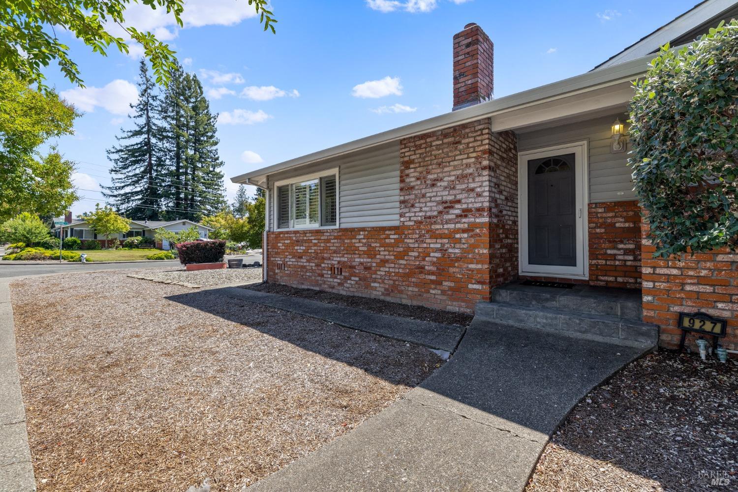 927 Jack London Drive