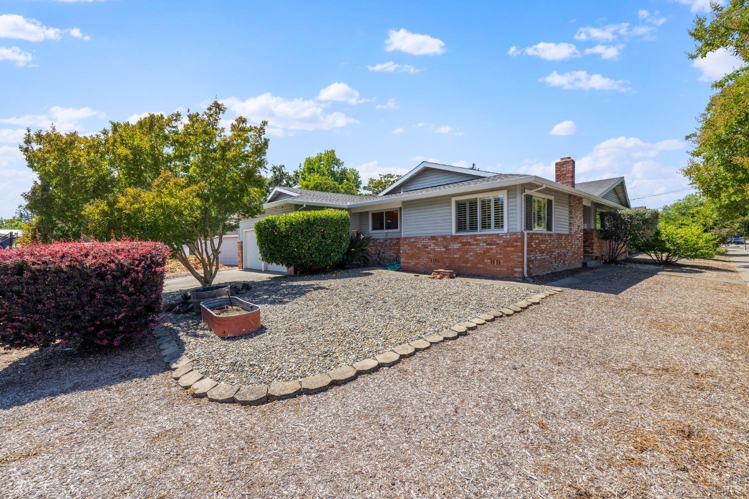 927 Jack London Drive