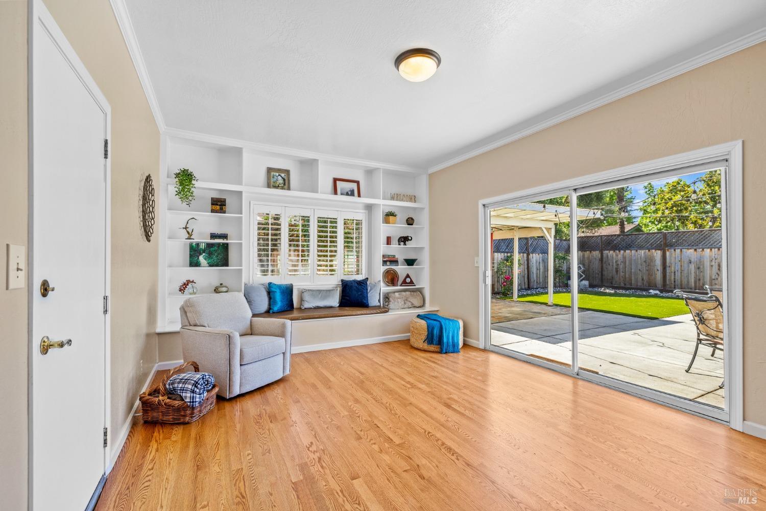 927 Jack London Drive