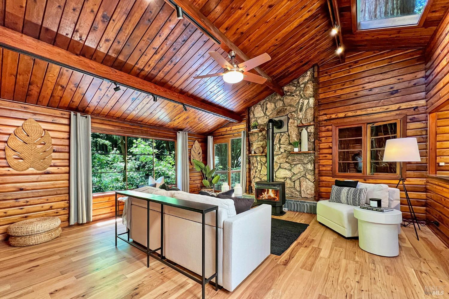 14407 Camino Del Arroyo Rd