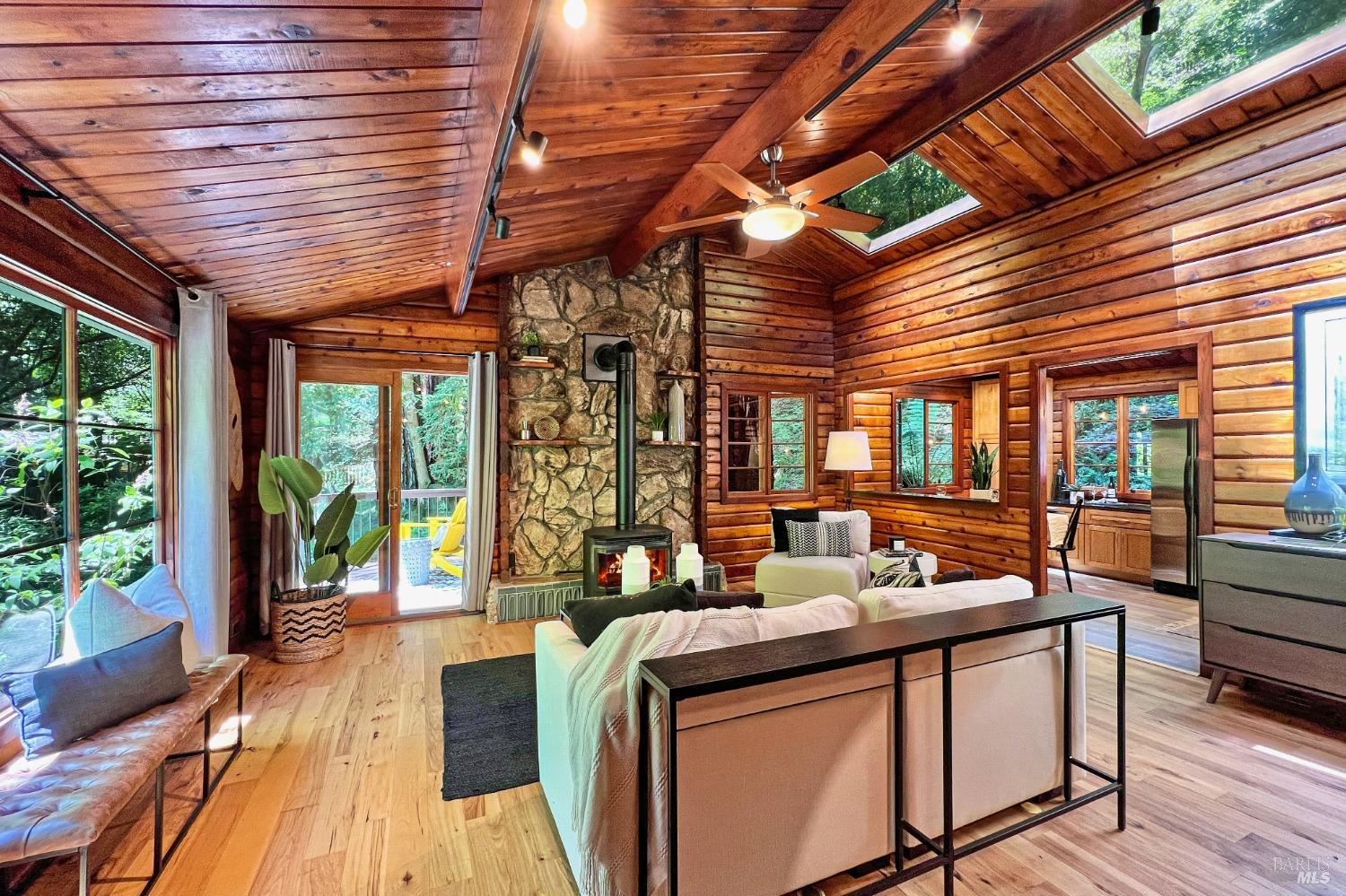 14407 Camino Del Arroyo Rd