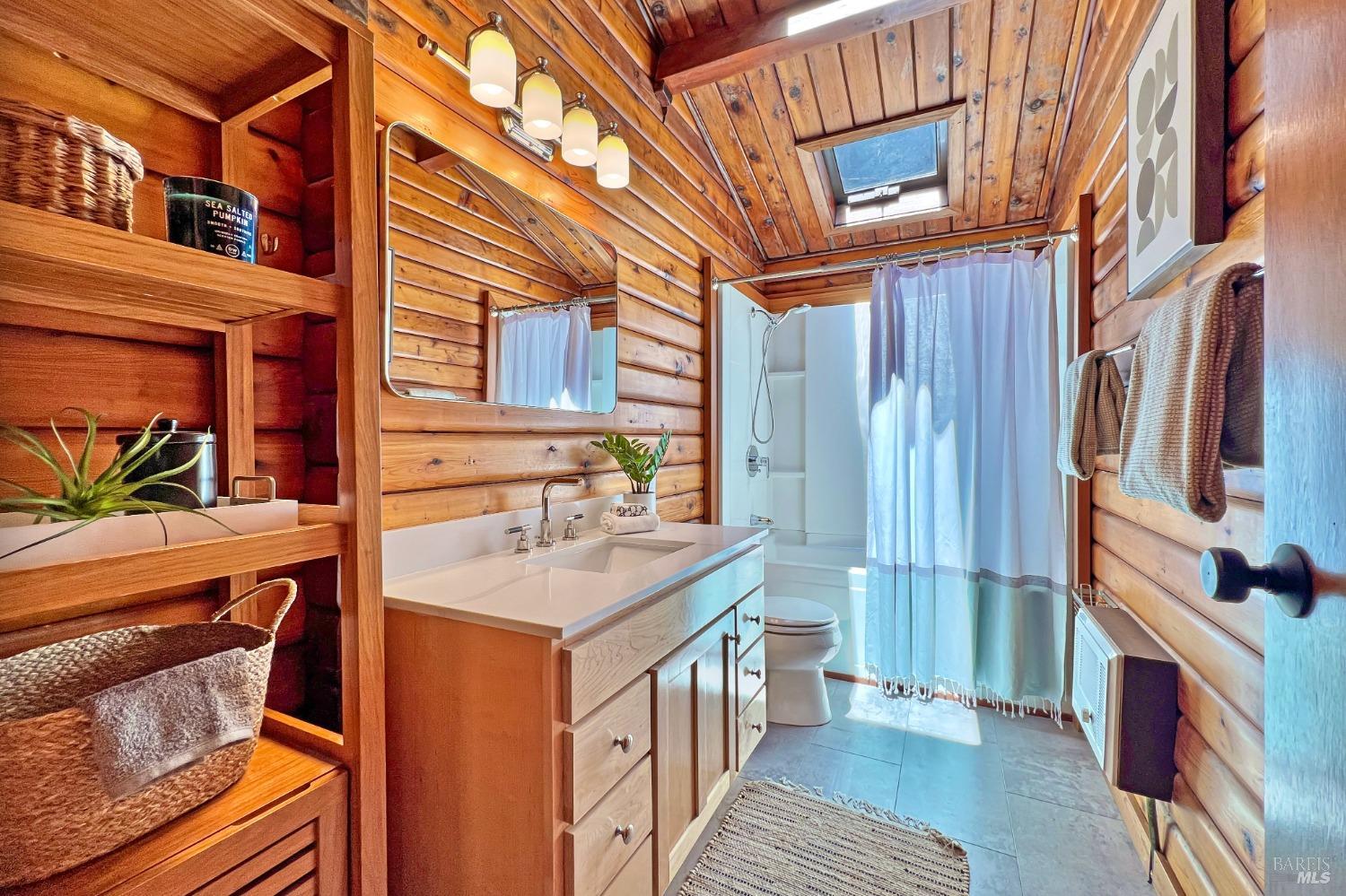 14407 Camino Del Arroyo Rd