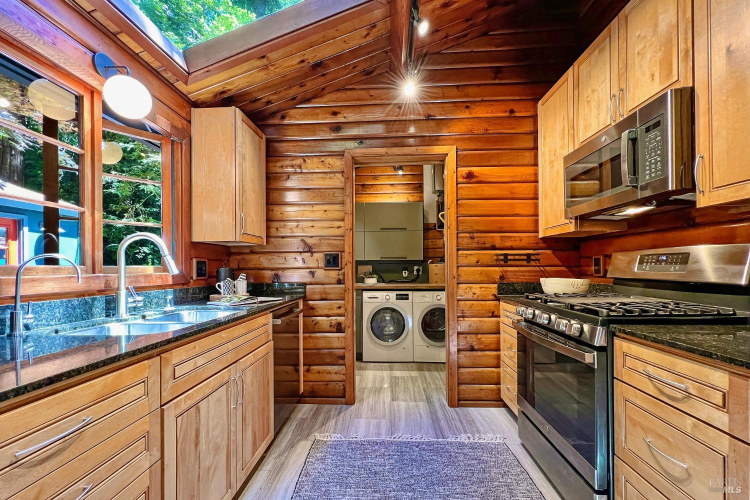 14407 Camino Del Arroyo Rd