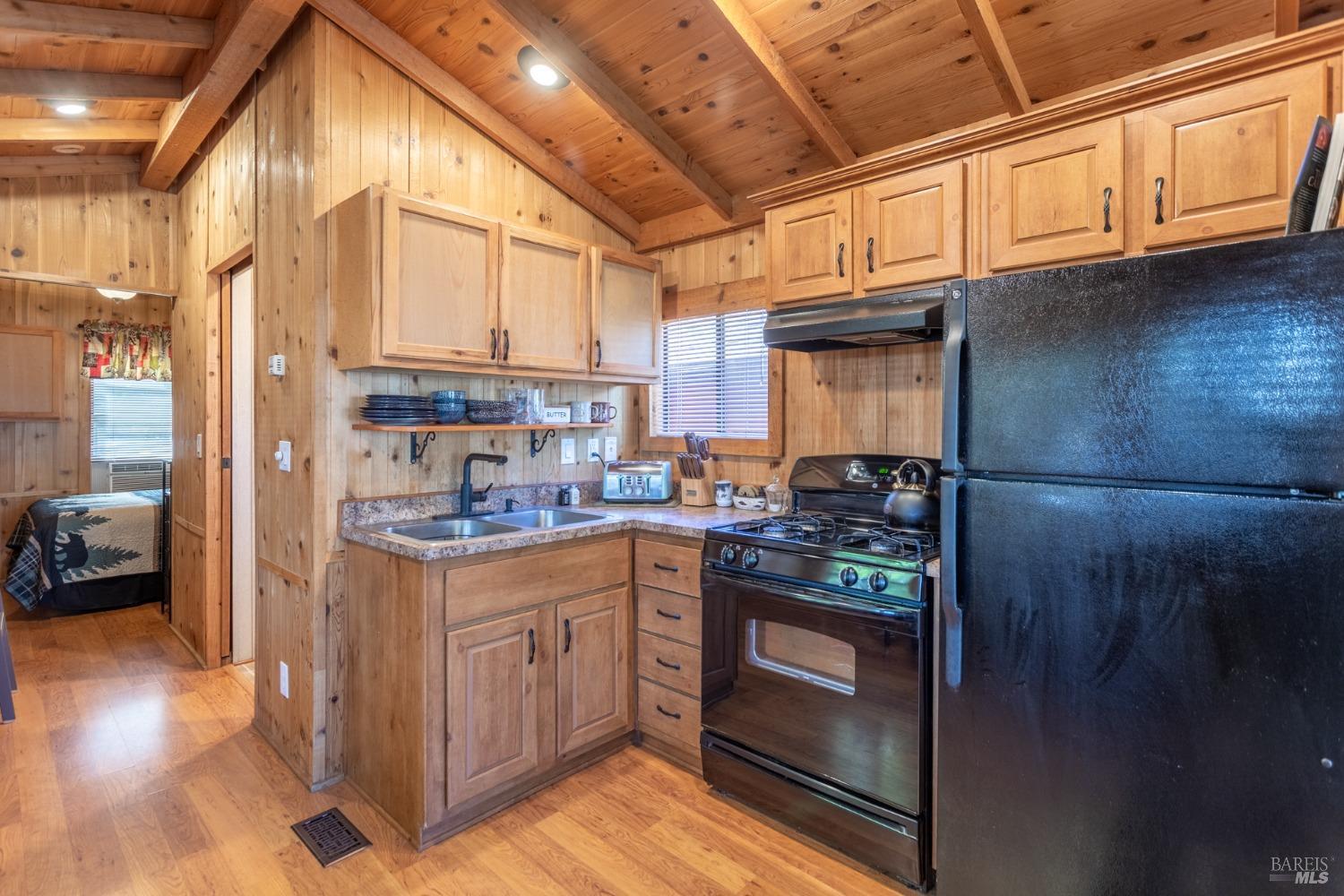 7546 Creekside Mobile Cir #27